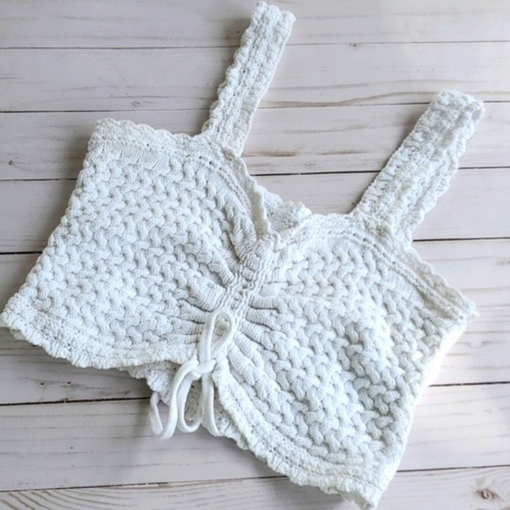 HOLLISTER CROCHET KNIT CROP TOP SIZE SMALL WHITE COTTON BRALETTE BEACHY SUMMER